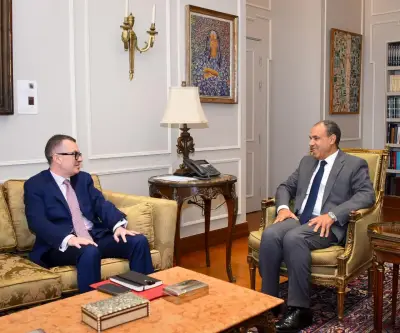 وزير الخارجية والتخطيط يبحثان تعزيز الشراكات الدولية لدعم الاستثمارات العامة