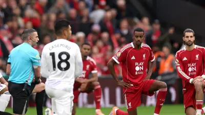 لاعب ليفربول ومانشستر يونايتد السابق باتريك لايسي يواجه تهمة محاولة القتل في حادث إطلاق نار