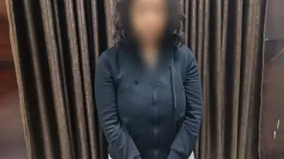 الأمن يكشف تفاصيل مشادة كلامية بين فتاة وراكب في مترو الأنفاق بسبب وضعية الجلوس