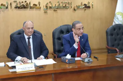 محافظ الجيزة يشدد على الالتزام بالجداول الزمنية لمشروعات الخطة الاستثمارية
