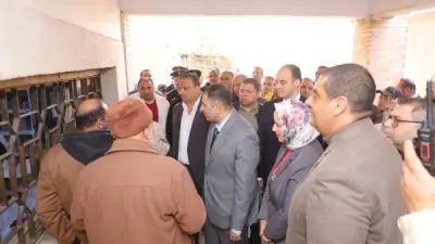 محافظ دمياط يتفقد مستشفى الزرقا المركزى وعيادة التأمين الصحى لضمان جودة الخدمات الصحية