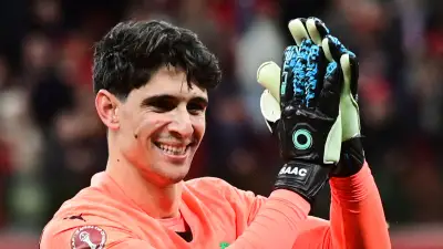 ياسين بونو يغلق باب الانتقال للرجاء البيضاوي: 