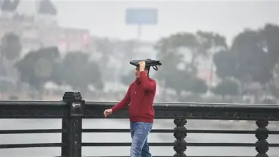 أمطار متفاوتة الشدة تضرب القاهرة ومدن القناة مع تحذيرات من برودة شديدة