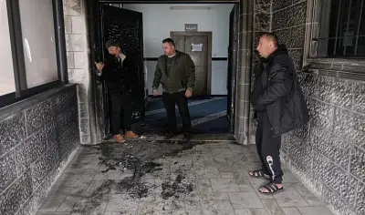 وزارة الخارجية الفلسطينية تدين بشدة إحراق الاحتلال الإسرائيلي لمسجد في نابلس