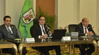 جامعة القاهرة تطلق حزمة قرارات داعمة للتحول الرقمي والرعاية الصحية والتميز الأكاديمي