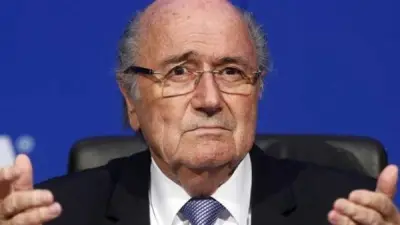 بلاتر يهاجم إنفانتينو: فيفا تحولت إلى دكتاتورية تحت سيطرة ترامب