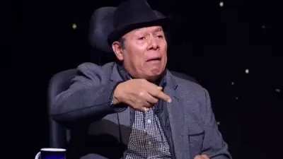 انهيار الفنان أحمد ماهر بالبكاء على الهواء بعد انتهاء أزمته مع أسرة جلال توفيق