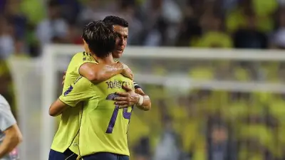 بقيادة رونالدو.. النصر يسحق النجمة بخماسية ويصعد لصدارة الدوري السعودي