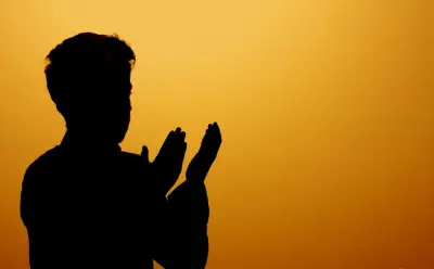 دعاء اليوم الثامن من رمضان: اللهم ارزقني فيه صحبة الكرام