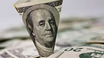 تراجع طفيف لسعر الدولار أمام الجنيه المصري في ختام تعاملات اليوم الخميس