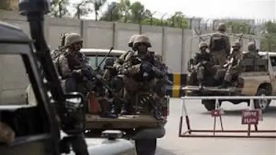 تصاعد التوتر: تجدد الاشتباكات الحدودية بين باكستان وأفغانستان بتبادل للقصف