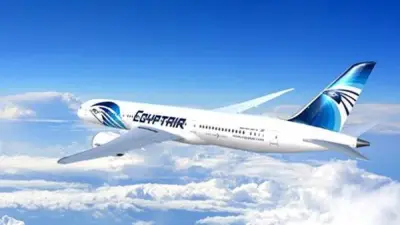 مصر للطيران تحذر المسافرين: احتمالية إلغاء رحلات بسبب الأحداث الإقليمية