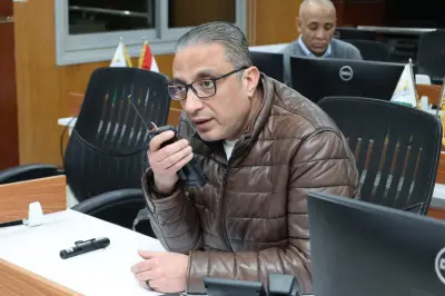 محافظ الجيزة يرصد مخالفة بناء في بطناش ويوجه بوقف الأعمال فوراً