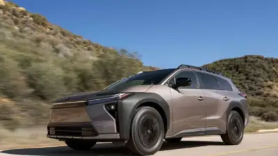 تويوتا تكشف عن طرازها الكهربائي الجديد bZ وودلاند 2026 بمواصفات مذهلة