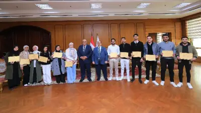 تكريم فريق CoreX الهندسي بجامعة كفر الشيخ بعد تأهله لنهائيات شنغهاي العالمية