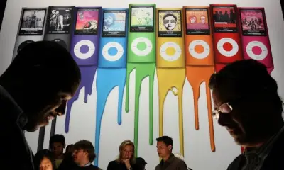 عودة قوية لأجهزة iPod رغم توقف الإنتاج: هروب من تشتيت الهواتف الذكية
