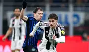 إنتر ميلان يهزم يوفنتوس بثلاثية نارية ويبتعد بثبات في صدارة الدوري الإيطالي