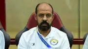 تقارير عراقية: نادي الزوراء يفسخ تعاقده مع المدرب عماد النحاس بعد تراجع النتائج