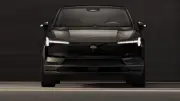فولفو تكشف عن إصدار Black Edition من طراز EX30 الكهربائي بتصميم أسود بالكامل