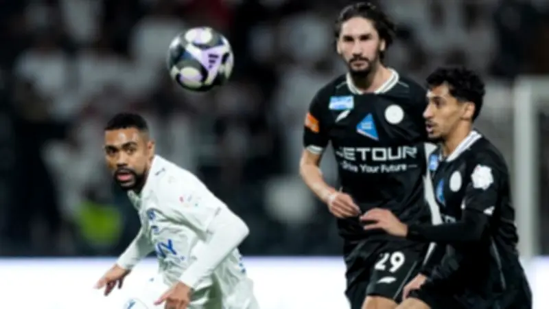 حصاد الجولة الـ24 في الدوري السعودي: 29 هدفاً وأرقام قياسية ومفاجآت تهدد صدارة الفرق الكبرى