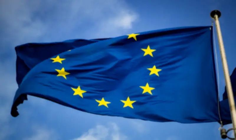 الاتحاد الأوروبي يدين قرار حزب الله إقامة لبنان في الحرب ويرفض تسليم الأسلحة