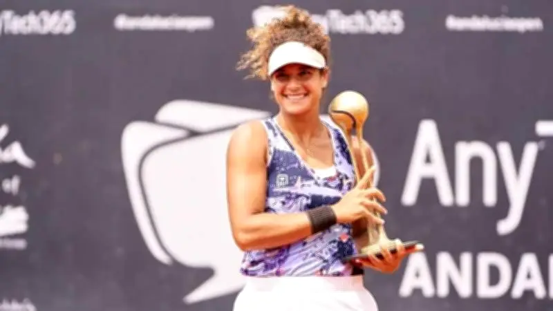 ميار شريف تتأهل لدور الستة عشر ببطولة دوبروفنيك المفتوحة للتنس