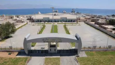 موانئ البحر الأحمر تسجل تداول 11 ألف طن بضائع و453 شاحنة مع تعزيز الخدمات خلال عيد الفطر