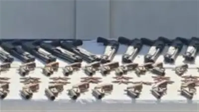 ضبط أطنان مخدرات و118 قطعة سلاح في حملة أمنية واسعة تستهدف بؤر إجرامية خطيرة