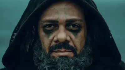 حمزة العيلي ينقذ حمادة هلال من الموت ويتسبب في جريمة قتل بالحلقة 15 من مسلسل المداح 6