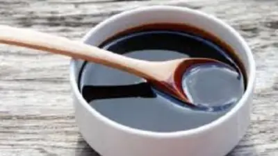 ضبط 17 طن عسل أسود و2 طن تبغ خام بمصنع غير مرخص في الدقهلية