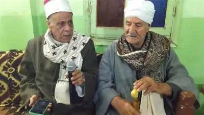 عزبة عقيل بأسيوط.. واحة المحبة تجمع 17 عائلة على مائدة رمضانية واحدة منذ 40 عامًا