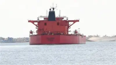 رئيس هيئة قناة السويس: حركة الملاحة منتظمة وعبور 56 سفينة اليوم