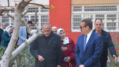 محافظ بورسعيد يتفقد مدرسة 6 أكتوبر ويشرف على تطوير 4 مبانٍ بتكلفة 6.5 مليون جنيه