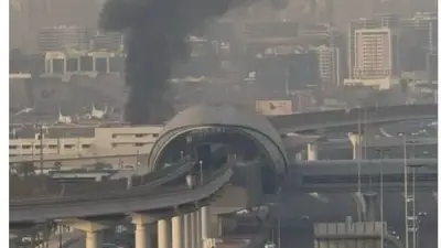 انفجارات تهز مطار دبي الدولي وسط تصاعد الدخان وتصريحات إيرانية عن مواجهة مع إسرائيل وأمريكا