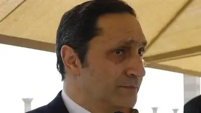 علاء مبارك يصف الهجوم الإيراني على الخليج بالجبان ويعلق على اغتيال خامنئي