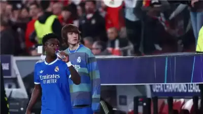 ريال مدريد يحسم موقفه من تجديد عقد فينيسيوس جونيور بعد مفاوضات متوقفة