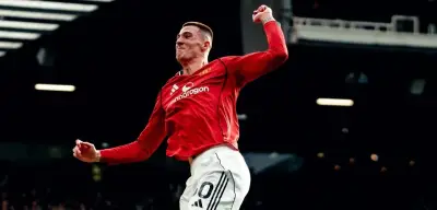 مانشستر يونايتد يقلب الطاولة على كريستال بالاس بثنائية في الدوري الإنجليزي