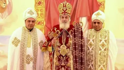 الأنبا مقار يرسم كاهنين جديدين بإيبارشية مراكز الشرقية ومدينة العاشر