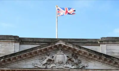 وزيرة الخارجية البريطانية: إيران تشكل تهديداً كبيراً على المنطقة والعالم