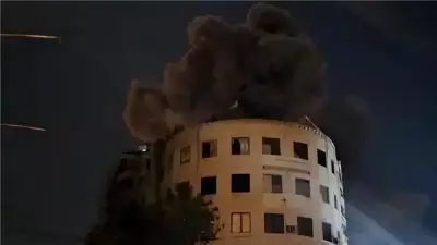 الطيران الإسرائيلي يستهدف مقر قناة المنار التابعة لحزب الله في بيروت