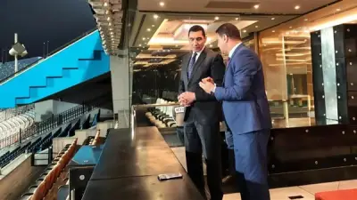 وزير الشباب والرياضة يتفقد استاد القاهرة ويضم موهبة جديدة لمشروع كابيتانو مصر