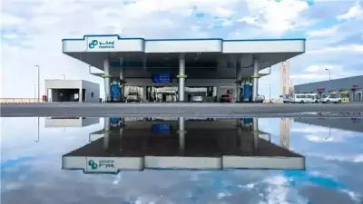 حادث في خزان وقود لشركة النفط العمانية للتسويق يسبب أضرارًا مادية طفيفة