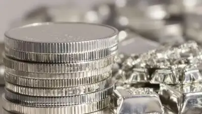 استقرار أسعار الفضة محلياً بعد تراجع أمس وارتفاع عالمي ملحوظ اليوم