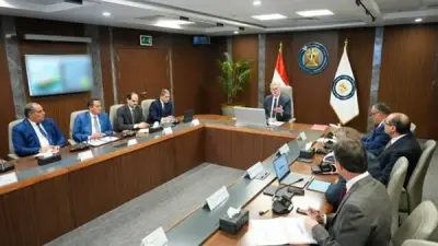 وزير البترول يؤكد أهمية تكنولوجيا المسح السيزمي لاستكشاف موارد غاز جديدة في حقل ظهر