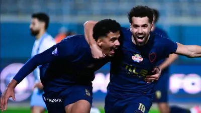 الزمالك يتقدم على الاتحاد السكندري بهدف في شوط أول مثير بطردين