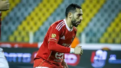 أزمة إصابة كريم فؤاد تهز الأهلي: مخاوف من عودة شبح الرباط الصليبي قبل معارك مصيرية