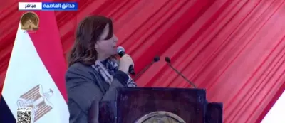 رئيس الوزراء يسلم عقود وحدات المبادرة الرئاسية سكن لكل المصريين في بث مباشر