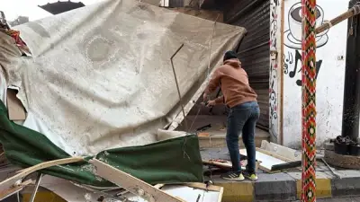 حملة موسعة لإزالة الإشغالات والتعديات بشوارع الخانكة بالقليوبية