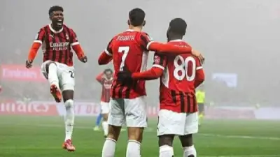 ميلان يتقدم على الإنتر بهدف مبكر في ديربي ميلانو الحاسم بالدوري الإيطالي