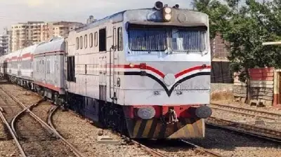 البحيرة: اصطدام قطار المناشي بسيارة نقل في كوم حمادة دون إصابات